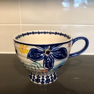 Anthropologie Kitchen blue floral large teacup mug